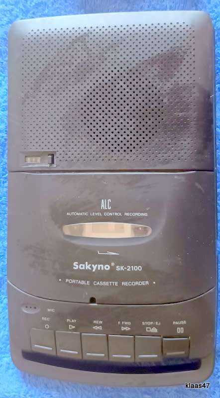 Sakyno - Cassette Tape Recorder - Battery and Mains - Working