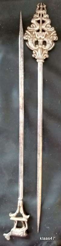 Vintage - EPNS - 2 Meat Skewers