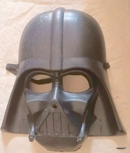 Star Wars - Darth Vader Mask (Plastic) Elastic needs replacing
