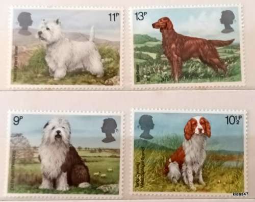 GB - 1979 - Dogs - Set of 4 Mint stamps