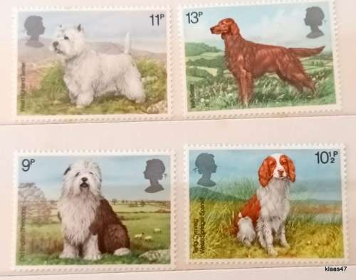 GB - 1979 - Dogs - Set of 4 Mint stamps