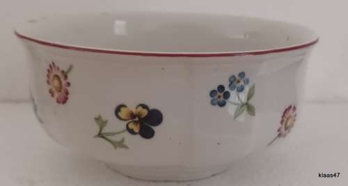 Villeroy & Boch - Petite Fleur - Individual Bowls (370ml) - 11.7 cm diameter - 5.5cm deep