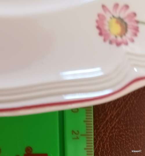 Villeroy & Boch - Petite Fleur - 17cm Flat Plate (Bread and Butter)