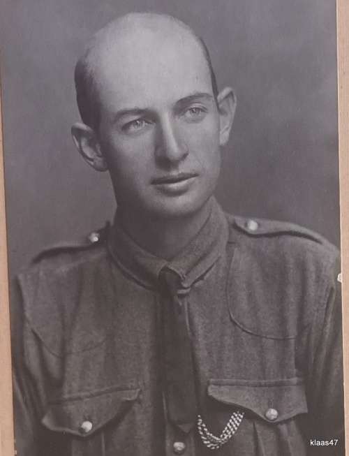 Vintage - 1940`s - Portrait by Carl Ieidenstucker, Kimberley - Photo  Board