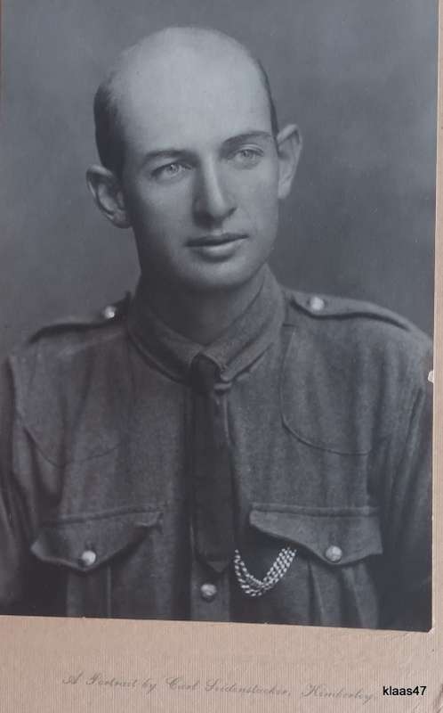 Vintage - 1940`s - Portrait by Carl Ieidenstucker, Kimberley - Photo  Board