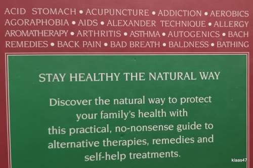 Reader`s Digest South African Family Guide To Natural Medicine - Hardcover 1994