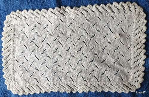 Hand Knitted Tray Cloth in Off-white cotton