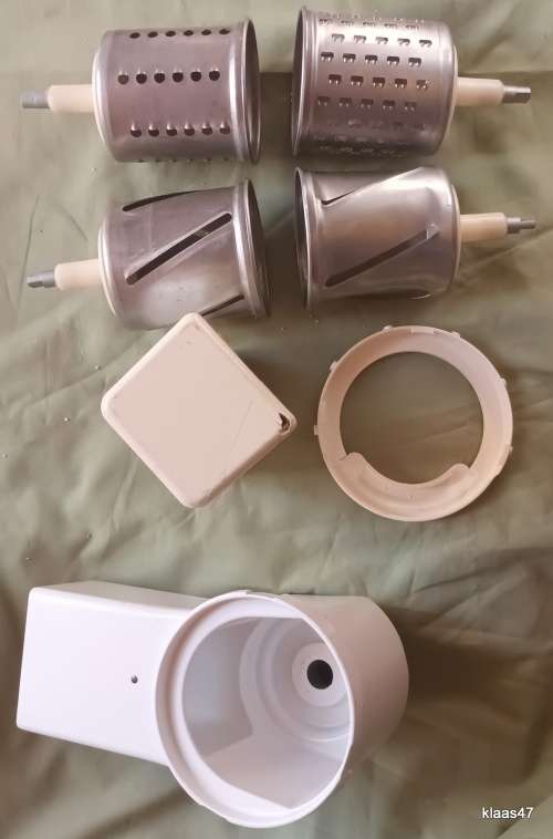 Vintage Slicer Shredder attachment with 4 drums (No indication of Brand or Model)