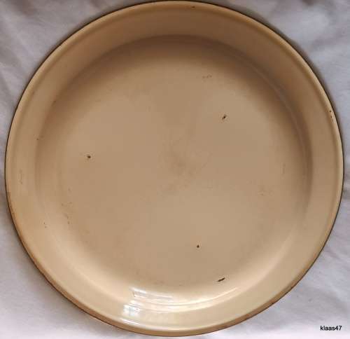 Enamel Plate - Yellow with Green edge