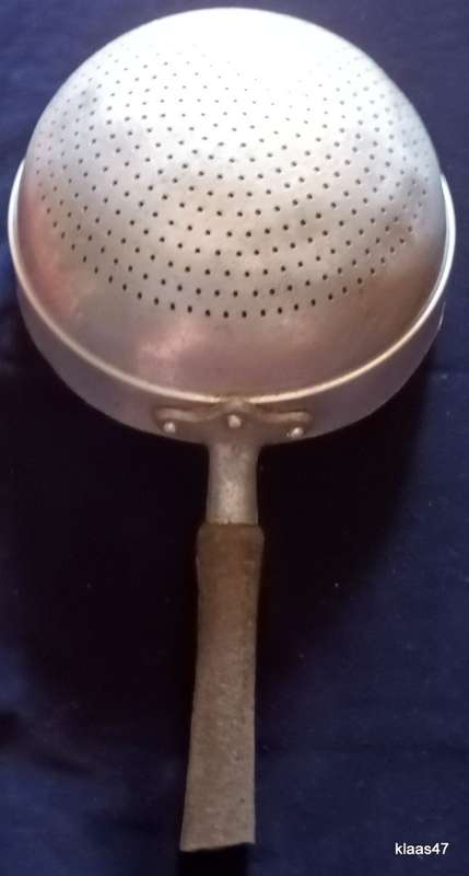Vintage Aluminium Long Handle Food Strainer with Hook opposite side