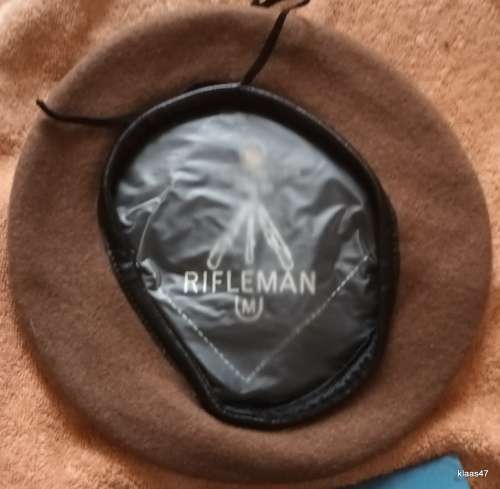 Brown Beret - Rifleman - UM - SAPHI 1985/86   (Small Size) New