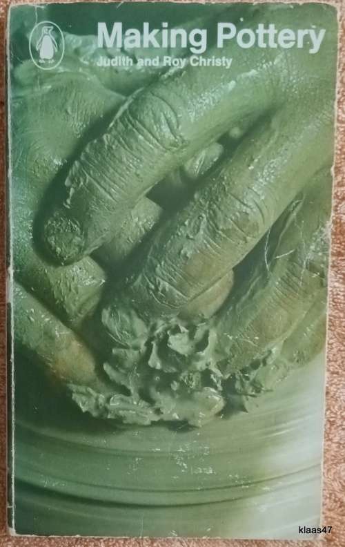 Making Pottery - Judith and Roy Christy - Penguin Paperback