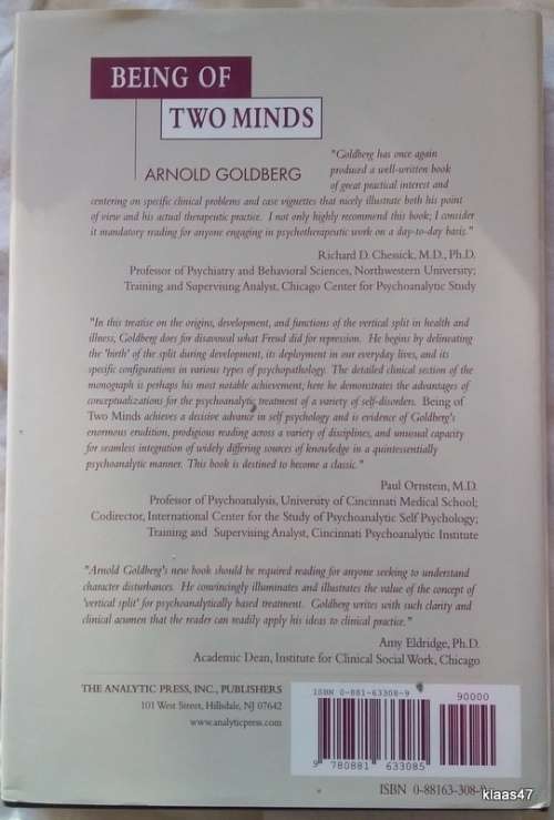 Being of Two Minds - Arnold Goldberg - Hardcover  1999
