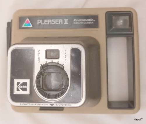 Kodak Pleaser II Kodamatic Instant Camera
