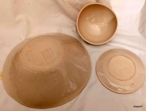 Di Marshall Wonki Ware South Africa Matching Salad Bowl and Lidded Butter/cheese dish
