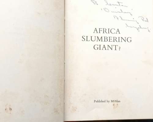 Africa Slumbering Giant? - Michael Mc Neile - Hardcover