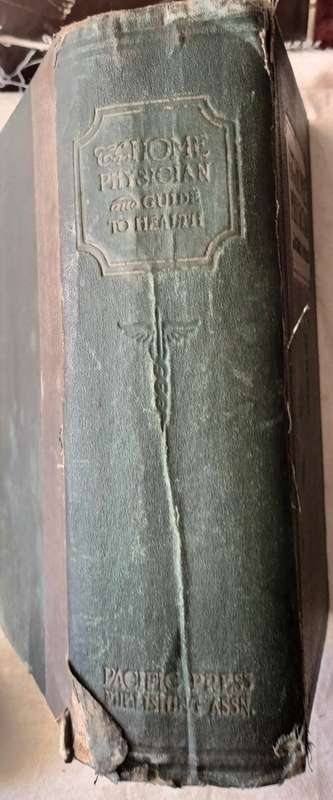 The Home Physician and Guide to Health - Ed: N Evans, P Magan, G Thomason - Hardcover 1923
