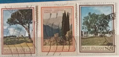Italy - 1966-68 - Trees - 3 Used (some Hinged) stamps