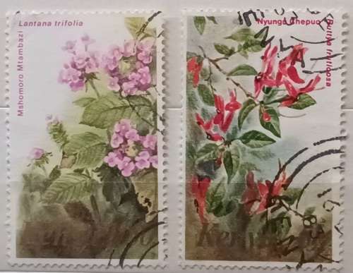 Kenya - 1983 - Flowers - 2 Used stamps