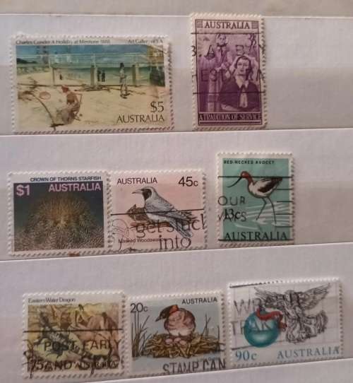 Australia - Mixed Lot of 8 Used stamps