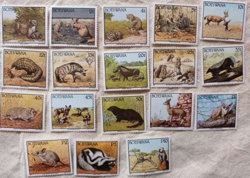 Botswana - 1992 - Animal Definitive - Set Of 18 Mint stamps