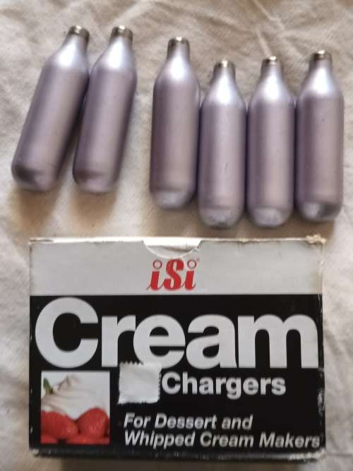 ISI - Cream Chargers - 6 - For Dessert and Whipped Cream Makers