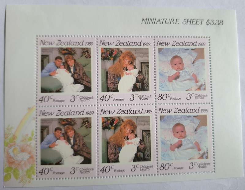 New Zealand 1989 Children`s Health Issue Unused Hinged Miniature Sheet