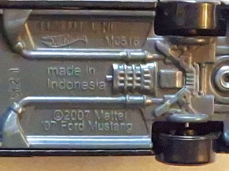 HOT WHEELS MATTEL 2007 FORD MUSTANG Flames 164 Matte Black LOOSE RED SPOKE RIMS MADE IN MALAYSIA
