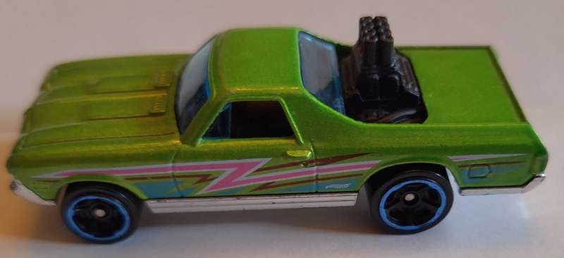 HOT WHEELS MATTEL 2014 `68 El Camino MADE IN MALAYSIA