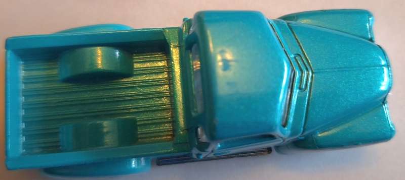 HOT WHEELS MATTEL 2014 `52 Chevy MADE IN MALAYSIA