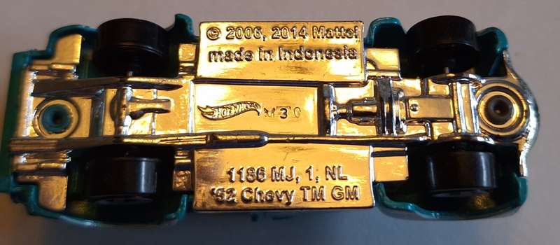 HOT WHEELS MATTEL 2014 `52 Chevy MADE IN MALAYSIA