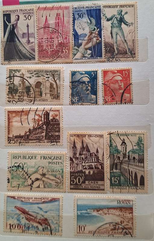 France Mixed Lot of 13 Used stamps