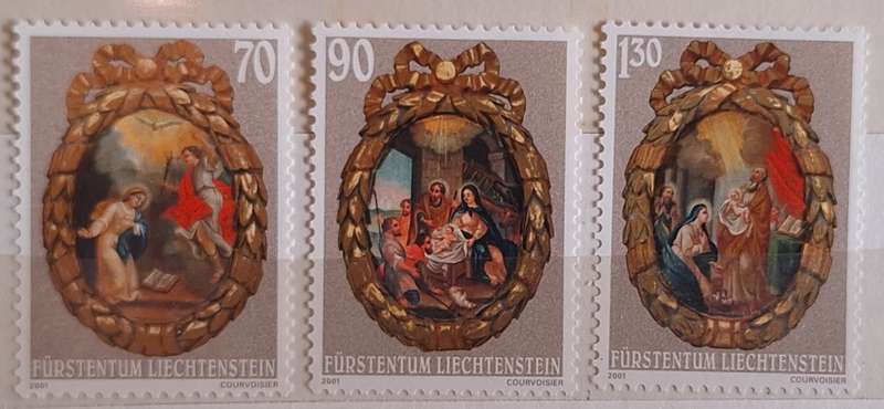 Liechtenstein 2001 Christmas Medallions Set of 3 Mint stamps