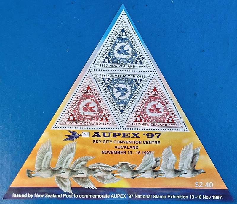 New Zealand 1997 Aupex Exhibition Triangular Unused Miniature Sheet