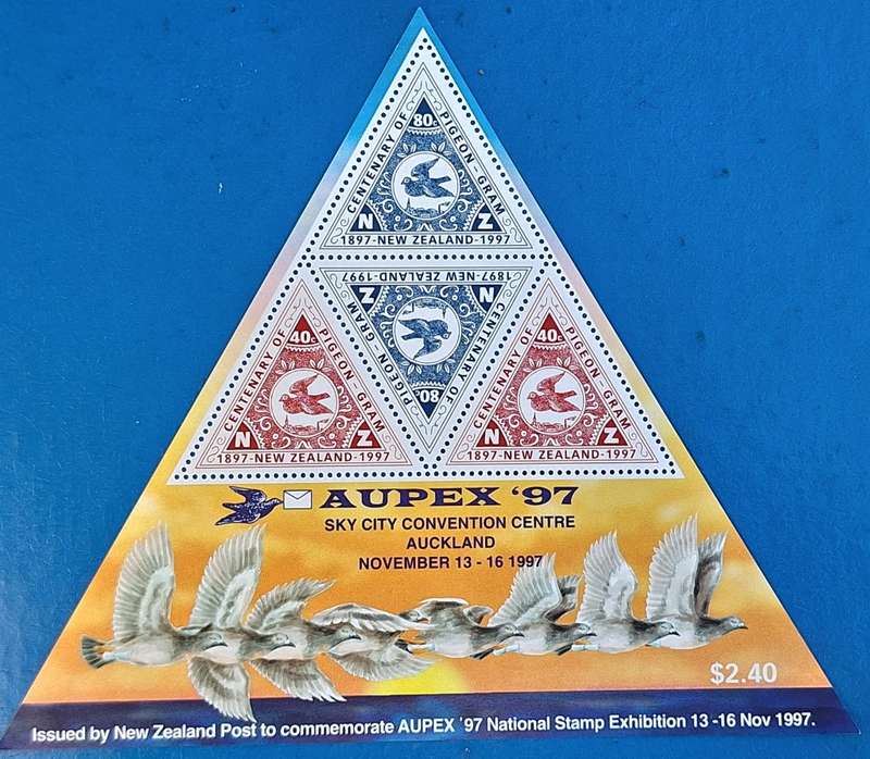 New Zealand 1997 Aupex Exhibition Triangular Unused Miniature Sheet