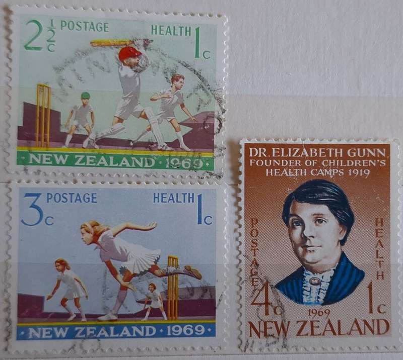 New Zealand 1969 Health Issue Set of 3 Used Hinged stamps