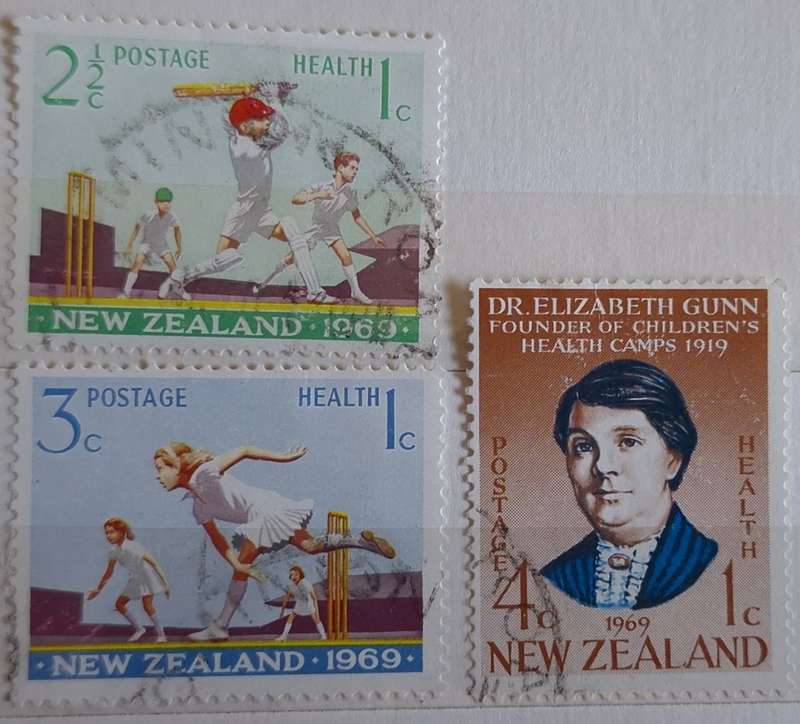New Zealand 1969 Health Issue Set of 3 Used Hinged stamps
