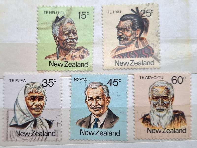 New Zealand 1980 Definitive 5 Used Hinged Stamps
