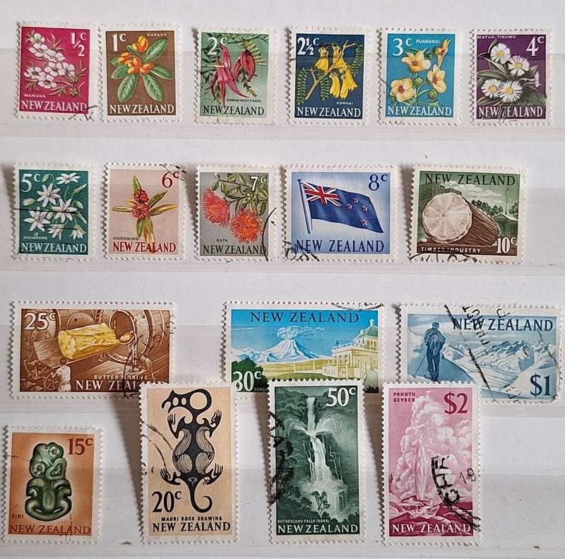New Zealand 1967 Decimal Pictorials Set of 18 Used stamps