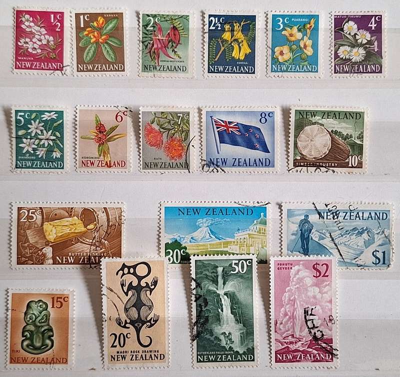 New Zealand 1967 Decimal Pictorials Set of 18 Used stamps