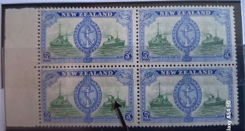 New Zealand 1946 Peace Issue 5d Block of 4 Mint stamps Extra Telegraph Wire Variety