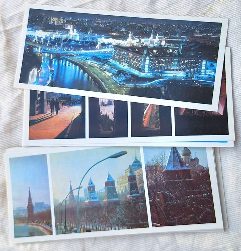 The Moscow Kremlin: Walls and Towers 18 Picture Cards in Folder Olympiad-80