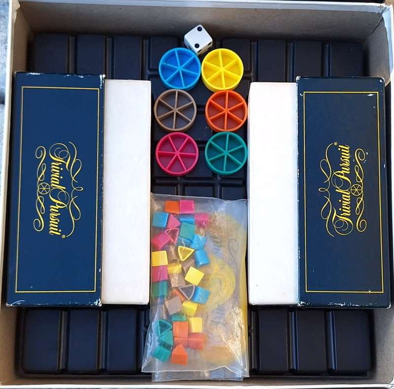 Complete Trivial Pursuit Master Game Genus Edition