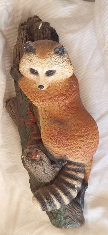 Vintage Bossons Chalkware Wall Hanging of Racoon on Tree