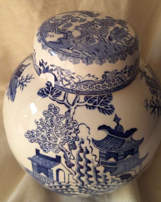 Mason`s Ironstone Twinings Ltd Blue and White Oriental Design Ginger Jar