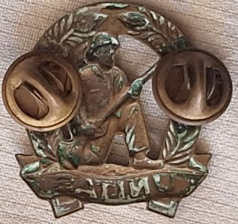 Citizen Force Infantry (Skiet Kommando) Gilding Metal Collar badge Post 1963