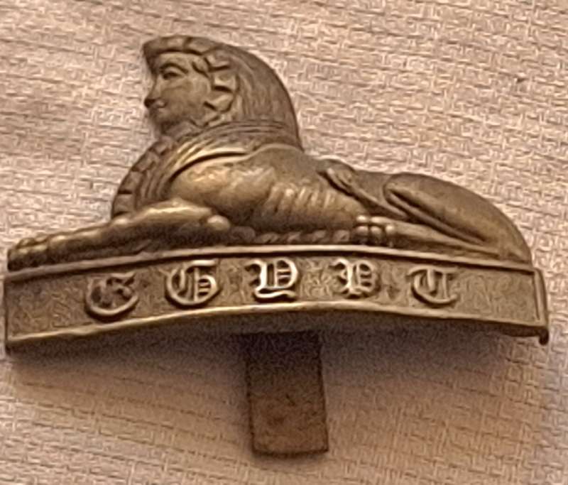 British Army `Sphinx` EGYPT Cap Badge Regiment Name missing