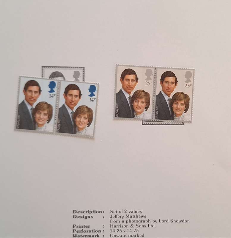 Official Royal Wedding 1981 Album Page GREAT BRITAIN with Set of 2 Values Mint stamps in Pairs