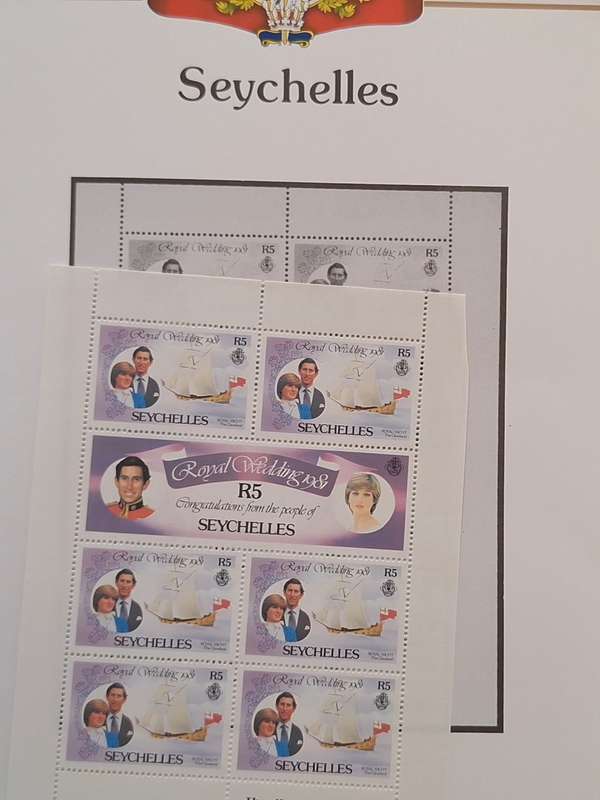 Official Royal Wedding 1981 Album Page SEYCHELLES with Mint Sheetlet of 6 x R5 stamps