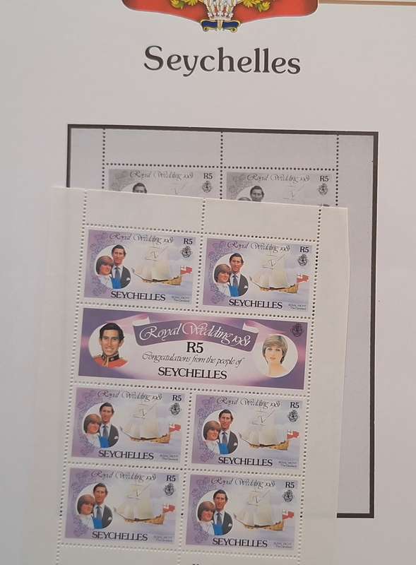 Official Royal Wedding 1981 Album Page SEYCHELLES with Mint Sheetlet of 6 x R5 stamps